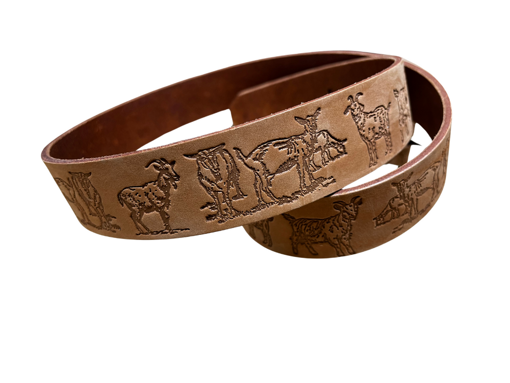 Cintura in pelle con incisione a motivo capre - Caola