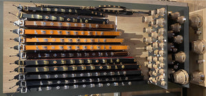 Appenzeller Gürtel und traditionelle Muster – Hosenträger – Kragen und Schlüsselringe