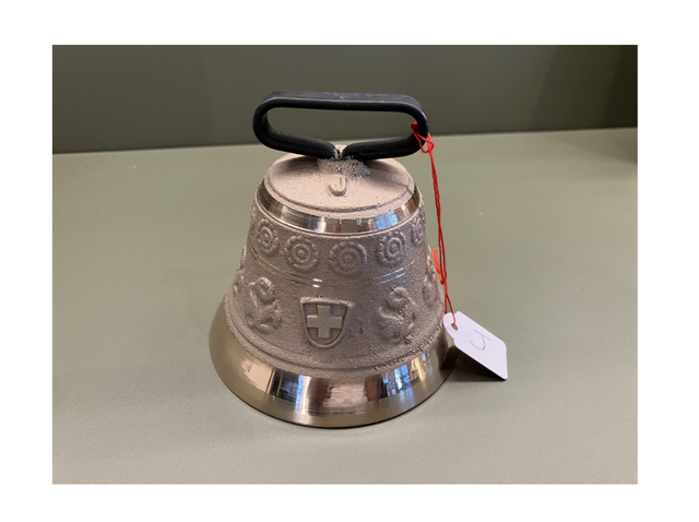 Campana svizzera in bronzo J