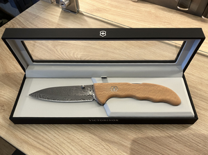 Victorinox Mehrzweck-, Sammler- und Outdoormesser