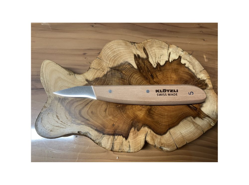 Coltello da intaglio Klötzli Kerbschnitzmesser Modello 5 con lama snella e fine per lavori di precisione