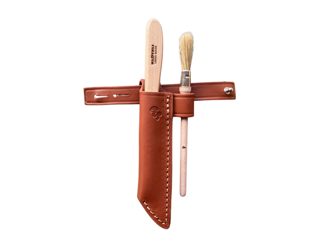 Set Pilzkorbmesser Klötzli con coltello a lama curva affilata a mano, pennello e custodia in pelle, ideale per raccolta funghi.