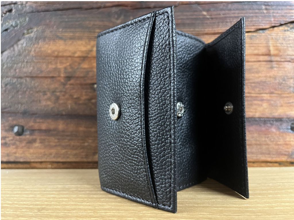 Petit portefeuille en cuir noir