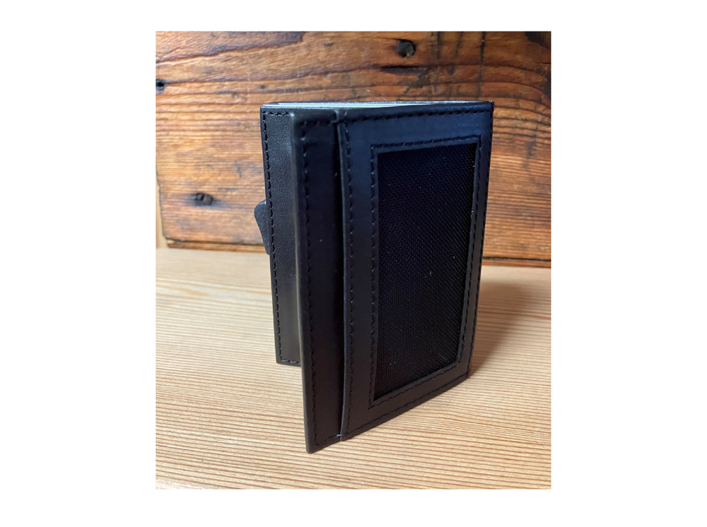 Portacarte con protezione RFID