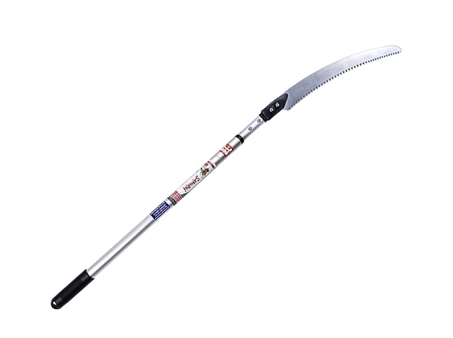 Samurai ATP1300 – Sega telescopica leggera con lama curva da 330 mm e denti impulshärtung per tagli precisi su legno fresco.