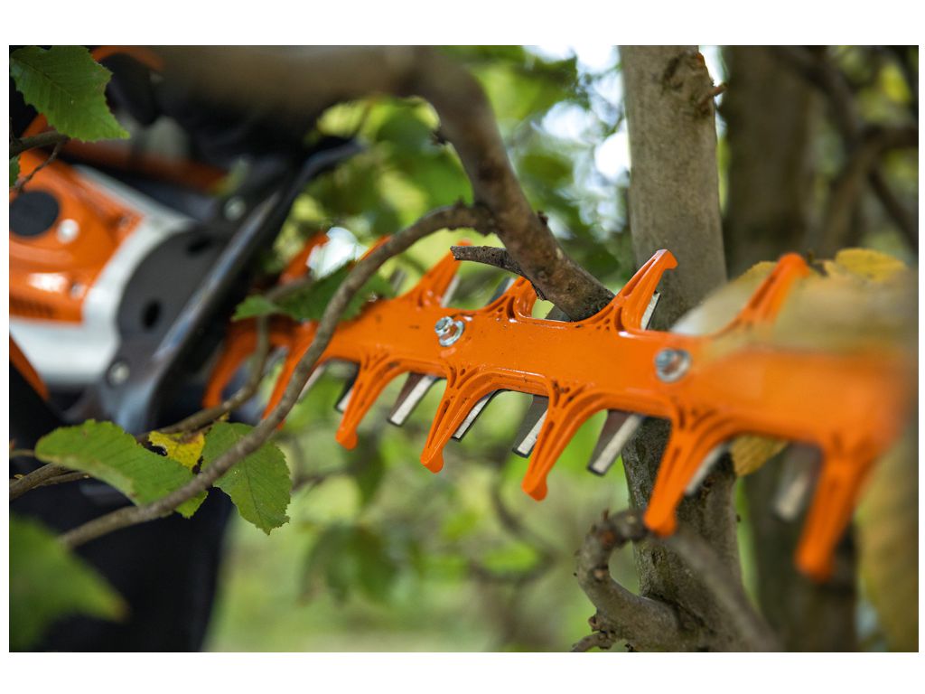 Taille-haie à batterie STIHL HSA 130 R