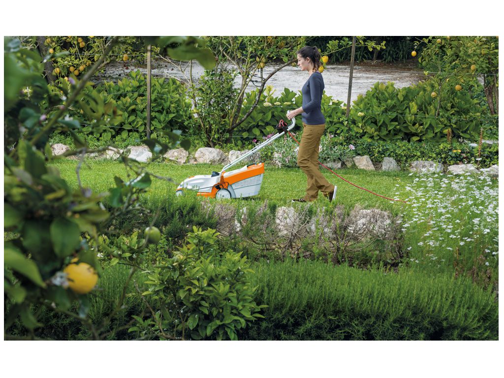 Petite tondeuse électrique STIHL RME 235