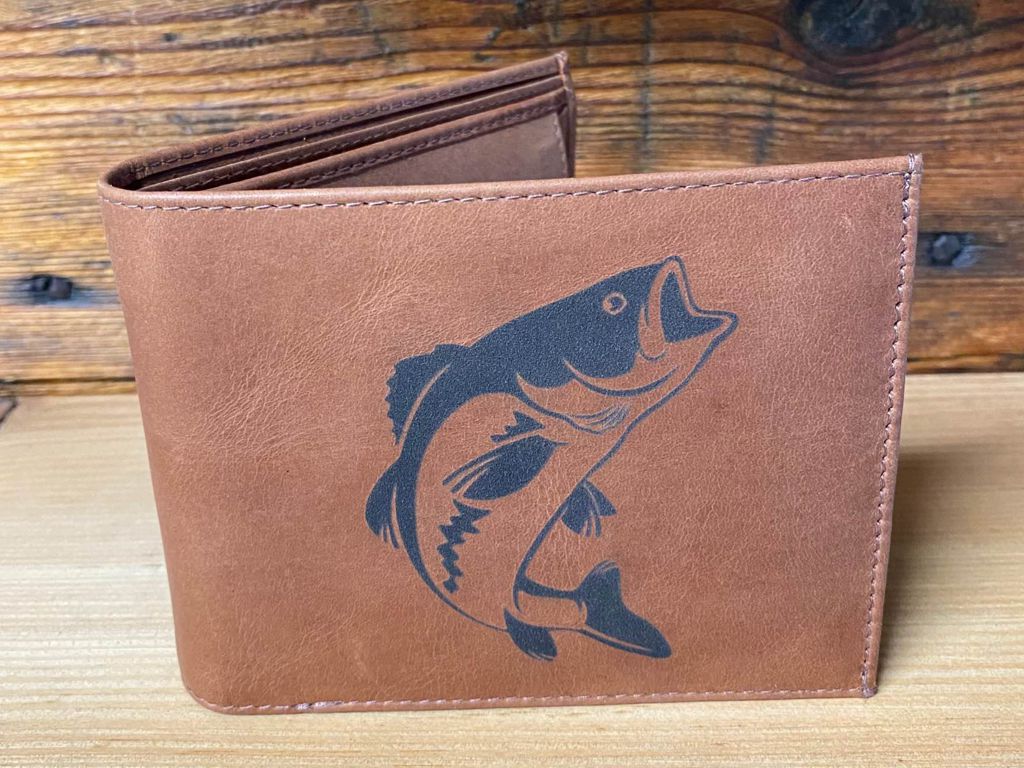 Portefeuille en cuir naturel avec décoration POISSON