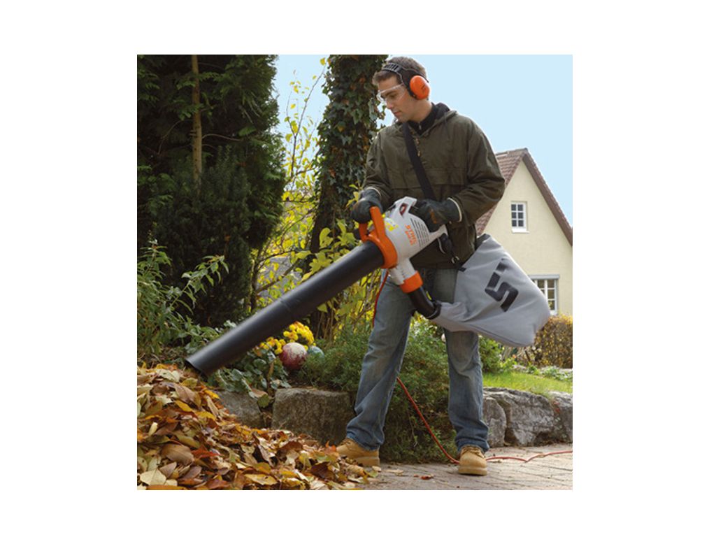 STIHL SHE 81 Elektro-Häcksler-Staubsauger